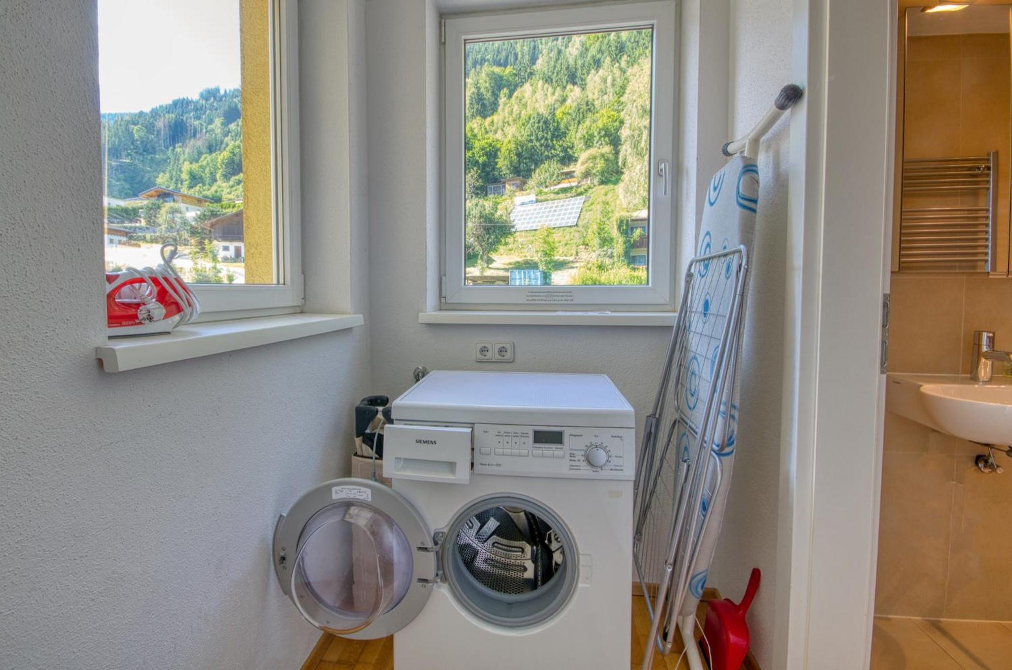 Apartment Leon - By Alpen Apartments Zell am See Luaran gambar